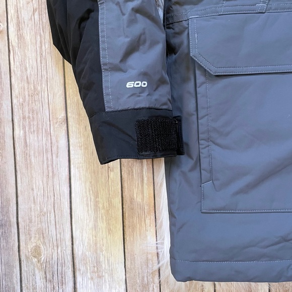 The North Face Men’s McMurdo Waterproof Parka In Vanadis Grey - Picture 4 of 9